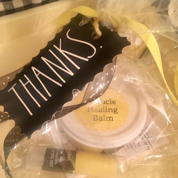 ❤️‍🩹BEST IN BEAUTY PICK!❤️‍🩹Thank you 🙏 gift 🎁 set #miraclehealingbalm - Picture 4 of 14